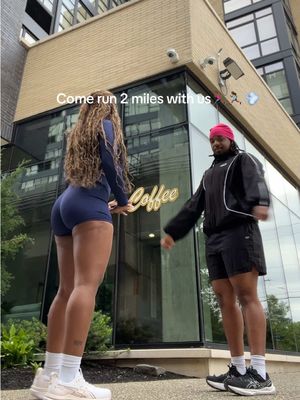 morning runs hit different with her 🏃🏽‍♂️🏃🏽‍♀️ @SHOKZ #Shokz #OpenDots2 #gifted #runningcouple #Running 