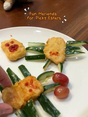 Fun and easy meal ideas for picky-eaters? Chicken lang 'yan with Tip-Top Chicken Nuggets! 🐔💛 Turn mealtime into a fun bonding moment with this wa-ease hack! 👨‍👩‍👧‍👦💕