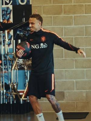 Gotta love Noa! 🕺 #NothingLikeOranje #FIFAWorldCup #NoaLang 