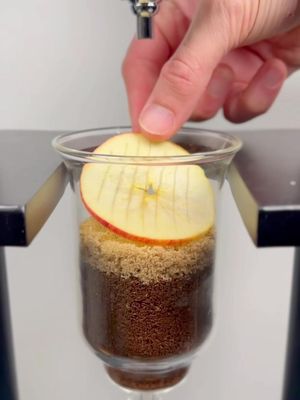Apple Pie Cold Brew with the Yama Cold Brew Tower #coldbrew #coffee