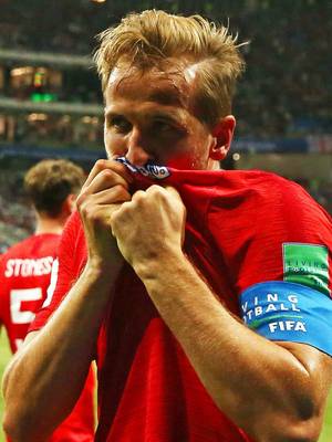 Harry Kane found a way 🏴󠁧󠁢󠁥󠁮󠁧󠁿⏰ #FIFAWorldCup