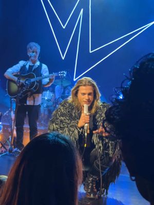 Epic! Sam Reid performs “ Your Biggest Fan” Live in NYC at the One Night Exclusive premiere of The Vampire Lestat #iwtv #annrice #samreid #interviewwiththevampire #thevampirelestat 