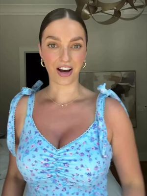 Postpartum body update: my boobs have officially returned to factory settings. If you saw me in 2025 and thought I got a breast augmentation (can’t tell you guys how many people asked me that lol), nope, I was just lactating 🫡🤣 RIP to the girls. They had a great run. 🕊️