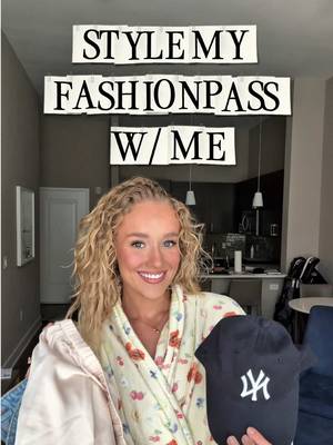 Styling my @FashionPass for a @Yankees game!! ⚾️💙 #baseball #fashionpass #rental #yankees #nyc 
