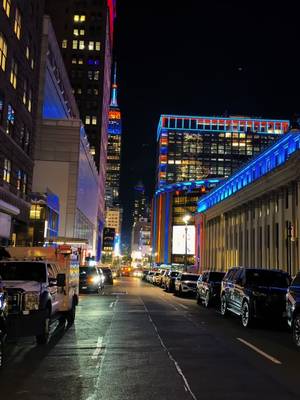 Knicks in 5 🧡💙 #nyc #newyork #newyorkcity 