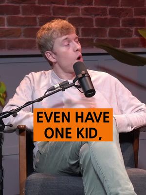 On this weeks episode of Fwends Podcast it’s James Acaster! He has 4 cats.  #rhysnicholson #fwends #offmenu 