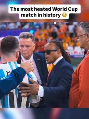 When Lionel Messi and Argentina eliminated the Netherlands in the 2022 World Cup quarter-final in one of the most heated matches in World Cup history. The game set a World Cup record with 18 yellow cards issued. 📺 Captains of the World #lionelmessi #messi #argentina #netherlands #worldcup 