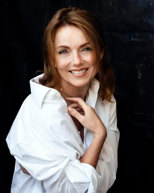 Spicing up Season 6 🇬🇧 Geri Halliwell Horner, Martin Freeman, Jamie Demetriou, Anjana Vasan, Jane Horrocks, Derek Jacobi, and Lesley Nicol have joined the Season 6 cast of #OMITB. 
