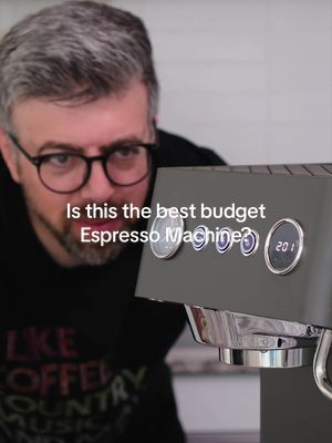A $700 espresso machine with a feature I had only seen done this way on a $2,500 Espresso Machine? I honestly wasn’t expecting that. The Gemilai Ele has a full metal body, a proper brew boiler placed close to the 58 mm group head for better temperature stability, a separate thermoblock for steaming, and a temperature probe inside the steam wand that stops automatically when your milk reaches the temperature you set. But the feature that impressed me most is the adjustable brew pressure. You can set the pressure yourself and even change it during the shot for pressure profiling, which is usually found on machines costing much more. It’s not perfect, and there are a couple of things I would change, but for around $700, this machine offers a lot. The full Gemilai Ele G3028A review is now live on YouTube. #gemilaiele  #espressomachine #espressomachinereview #budgetespressomachine #homebarista