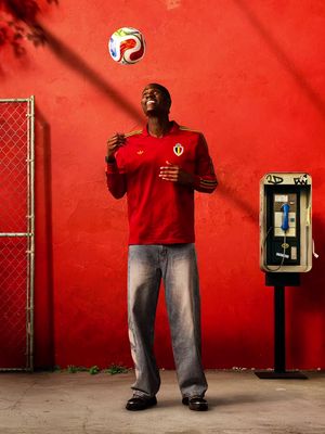 Have you spotted me yet? 👀 Honored to represent this brand in my own city 🙏🏾 @adidas @Royal Belgian FA  #yougotthis 