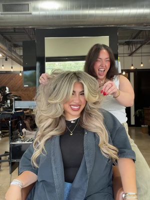 HAIR DAY WITH THE BESTTTTT IN ATX @katie | austin texas creator LIKE MAKING MY BLONDIE HAIR DREAMS COME TRUEEEEE #HAIR #hairinspo #hairtransformation #transitions #hairstyle 