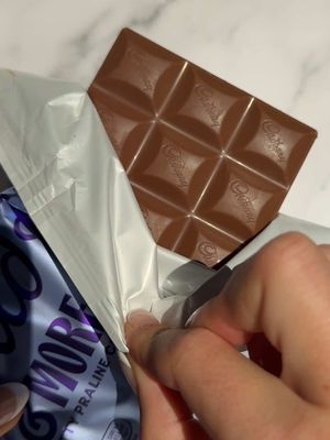 Satisfying from the first snap to the last bite 🍫💜