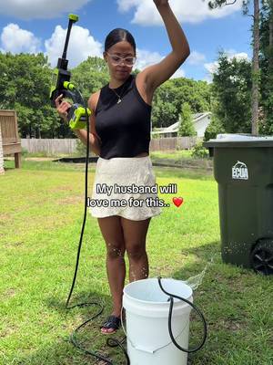This is the perfect gift for Father’s Day! #pressurewasher #cordlesspressurewasher #fathersdaygift #dealsforyoudays #summerwins 