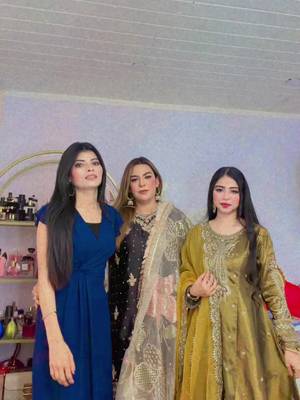 My sisters #foryou @Perfectcoupleuk🇵🇰🇬🇧 @ayeshajaan717🇬🇧 