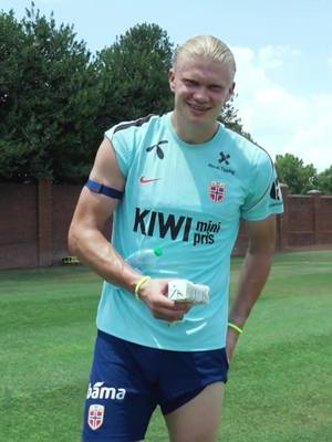 When the tune hits you so hard that it won’t leave you alone during training😂🎶