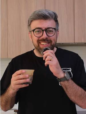 Date Hack!  No syrup. No refined sugar. Just dates, coffee, and milk. This Dirty Date Caramel Latte is dangerously good. What should I make next? #date #datecaramel #foodhack #homebarista #dirtylatte