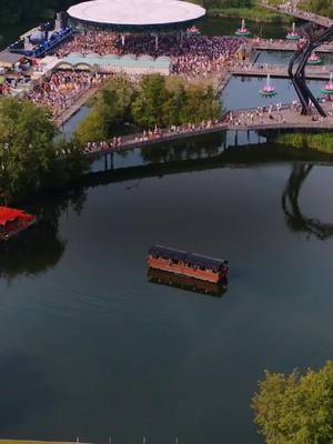 The @Old Spice Boat returns to Tomorrowland Belgium together with the new Whistle remix. Can you guess the artist? #electronicmusic #tomorrowland #festival 
