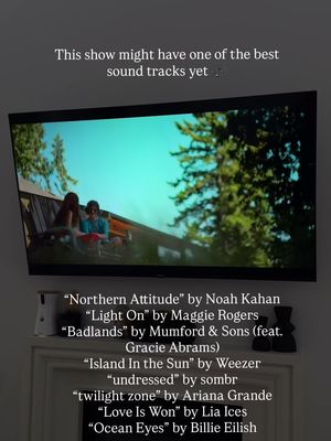 This might be the most elite sound track a show has ever had, and this is just episode one 🎶 #fyp #noahkahan #mumfordandsons 