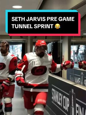 ON YOUR LEFT 🫨 #NHL #StanleyCup #SethJarvis #CarolinaHurricanes #hockey 