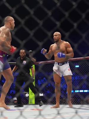 Ciryl Gane se convierte en el nuevo Campeón Interino Peso Pesado. No lo logró Pereira pero su legado sigue. Sin duda Gane es campeón más qué merecido. #UFC #cirylgane #chama #pereiea #whitehouse 