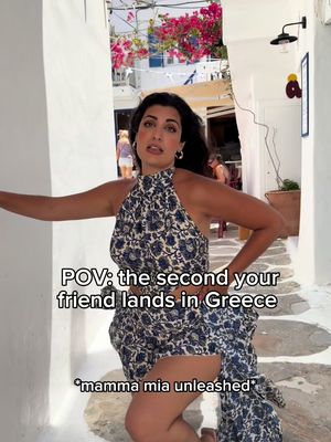 She’s in Mamma Mia now 😅  #mammamia #greece #italiancomedy #italian #actress 