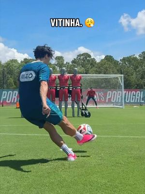 𝗩𝗶𝘁𝗶𝗻𝗵𝗮. ☄️😮‍💨 #FIFAWorldCup#VaiDarPortugalal | #ItsPortugalTime