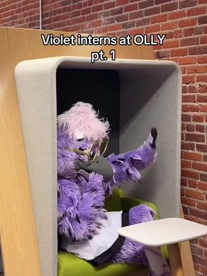 Violet's first day interning at OLLY 😊 Stay tuned to see what she gets up to next... 👀 @valkyries @valkyriesvi #goldenstatevalkyries #WNBA #ollywellness 🎶 Sneakers and Funk by Andreas Dahbäck and In Serious Disguise by Jon Summer