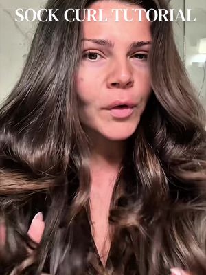 Sock curl tutorial / heartless curl tutorial! My go to style 🫶🏼 #heatlesshair #sockcurls #heatlessblowout 