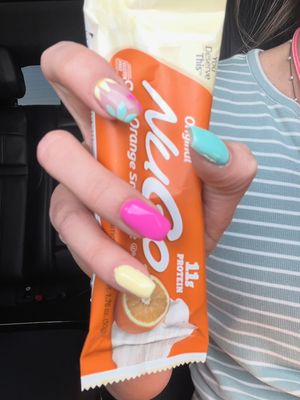 When your snack habit starts creating physical evidence. 📽️ @macroswithmackie #NuGoBars #SnackTok #ProteinBars #SnackRoutine #GlutenFreeFinds #FoodTikTok