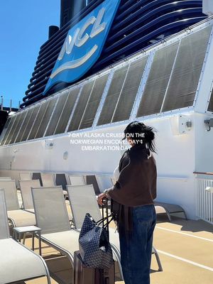 7 Day Alaskan Cruise on the Norwegian Encore Day 1: Embarkation Day #alaska #alaskancruise #norwegiancruise #seattle #cruiseship @Norwegian Cruise Line @Visit Seattle @CALPAK Travel 