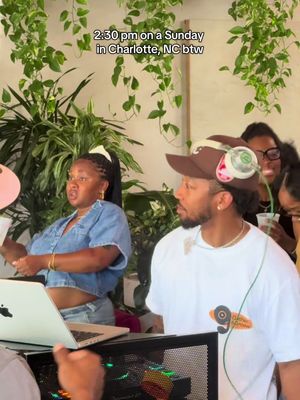 @Gather & Groove by @Teejaysuave at Folia in Charlotte, NC was onnn and POPPPINNN 🤪 #charlotte #dayparty #thingstodo #nc #southend 