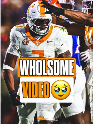 This is awesome stuff from Arion Carter👏 His girlfriend, Mariah Bryant, is recovering from breast cancer, and her hair started falling out. She had Carter shave her head, and he surprised her by shaving his too❤️ Our thoughts and prayers are with Mariah and her loved ones🙏 🎥: @AustinPriceless/X • • • • #GBO #GBO🍊 #Vols #GoVols #VFL @The College Sports Company @The Volunteer Club 