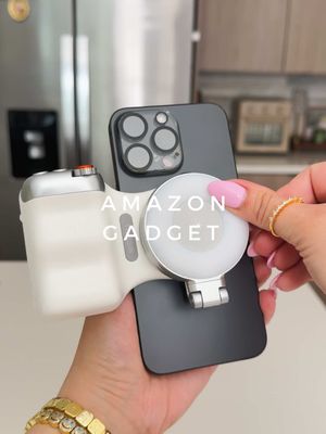 Amazon phone gadget 📱📸 This magnetic phone camera grip also comes with a selfie light that has a mirror and is also a cell phone holder. #amazonfinds #gadgets #asmr #aesthetic #iphone 