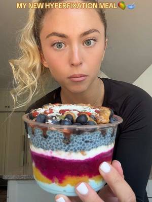 It’s like Chia Pudding Chipotle #eatwithme #mukbang #chiapudding #hyperfixationmeal 