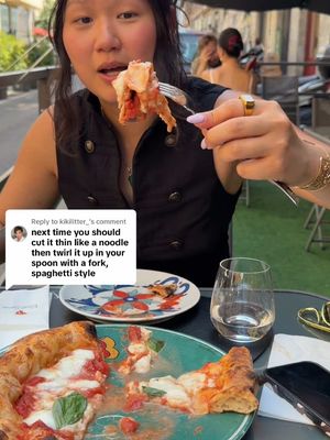 Replying to @kikilitter_  I got a few stares LMAOOO  #pizza #ragebait #italy 