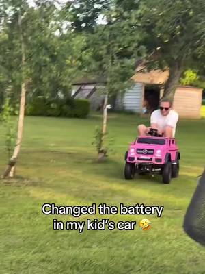 Best decision ever 🤣🤣🤣 #car #dad #kids #funny (via marketplacebuilds/IG