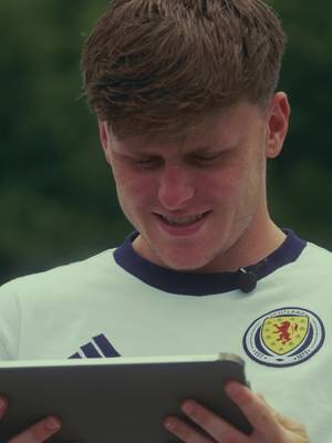 Messi 🆚 Neymar  Ben and Findlay chat childhood heroes. #FIFAWorldCup #Scotland #GannonDoak #FindlayCurtis #Messi