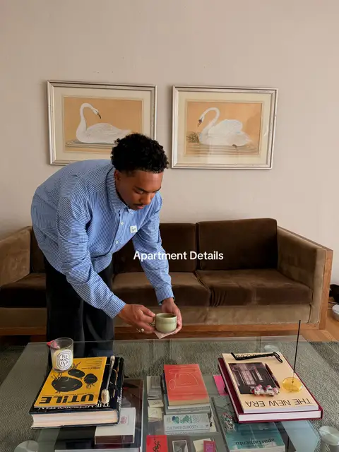 Clearing out my camera roll, old apartment details.. #apartmentdecor #coffeetablestyling #apartmenttherapy #cozycorners
