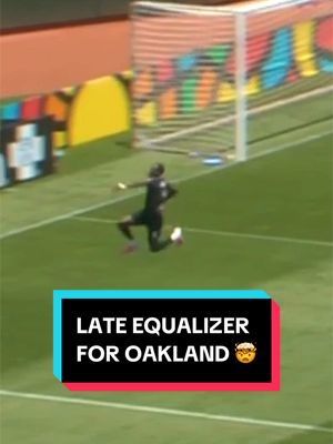 LATE SCENES IN OAKLAND 🔥 Peter Wilson equalizes late for @Oakland Roots SC with his 7th goal of the year! 😱 #uslchampionship #trending #golazo #volley #Soccer 