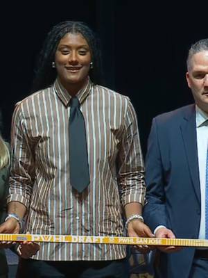LAILA EDWARDS IS HEADED TO SAN JOSE 🗣️ #pwhl #hockey #entrydraft