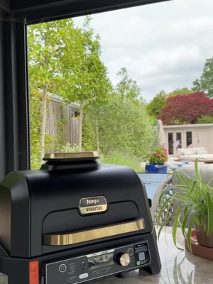 AD If it's warm enough to think about it, it's warm enough to BBQ We've been making the most of the garden with the new @Ninja UK Woodfire Pro Connect XL and honestly, it's made outdoor cooking so much easier. I can monitor everything from the app, get real-time cooking notifications straight to my phone, and spend more time with the kids while it does the hard work for me. The larger capacity means I can cook multiple elements of our meal at the same time, making family BBQs effortless. Plus, it still gives you the authentic woodfire flavour you'd expect from a traditional BBQ, with the woodfire chips. Smart cooking technology that helps deliver perfect results every time. No waiting for perfect weather around here... if the thought of a BBQ crosses our minds, we're firing it up anyway! 🔥 