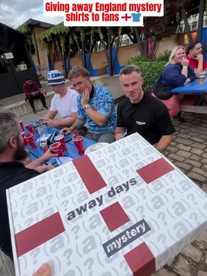 Giving out Vintage England Mystery Boxes away to England fans! #england #worldcup #mysterybox #mystery #footballshirt 