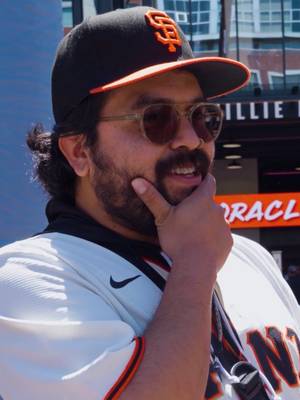 Separating the casuals from the die-hards on the streets of San Francisco. Watch Bay Area fans put their baseball IQ to the test with Brady Klopfer.  #SFGiants #In5Trivia  #BaseballTrivia #OraclePark Presented by @tmobile