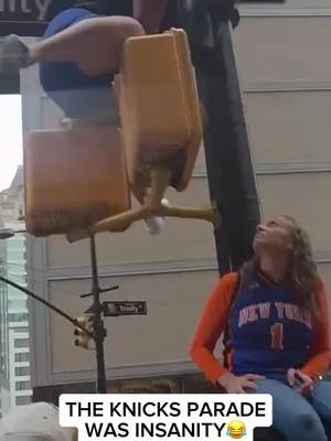 KNICKS PARADE WAS BONKERS😂🗽🔥 #knicks #nbafinals #NBA #newyorkknicks #fyp