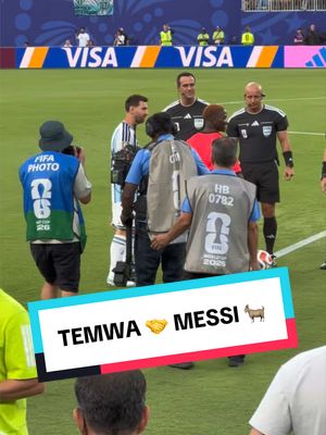 Greatness meets greatness at the #WorldCup 🤯 @Temwa Chawinga @NWSL @afaseleccion #Soccer #goats #messi #kansascity 
