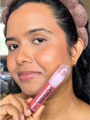My Newest Obsession 💄 @Maybelline NY Lifter Gel has officially earned a permanent spot in my daily lip combos… I’ve always loved Maybelline lippies, specially the Lifter Collection & this new Lifter Gel is next level… What is your favorite Maybelline lippie? 👇🏻 #maybelline #liftercollection #liftergel #lipcombo #maybellinemakeup 
