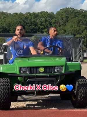 This duo 🤣💙 #equipedefrance #cherki #olise #Football #sportstiktok 