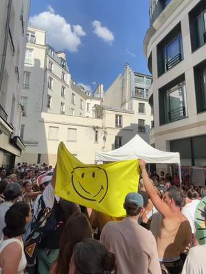Spotted at #fetedelamusique 😊 #paris #parisfrance #musicfestival #Summer 