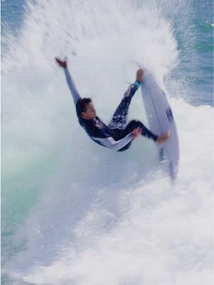 🏄🏼‍♂️ 