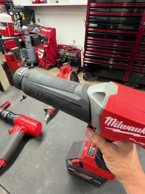 Weight and size comparison of the new @Milwaukee Tool striker hammer. I’m insanely pumped to test this out and put it to work. 